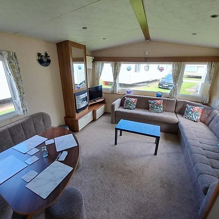 Caravan Waxholme 外观 照片