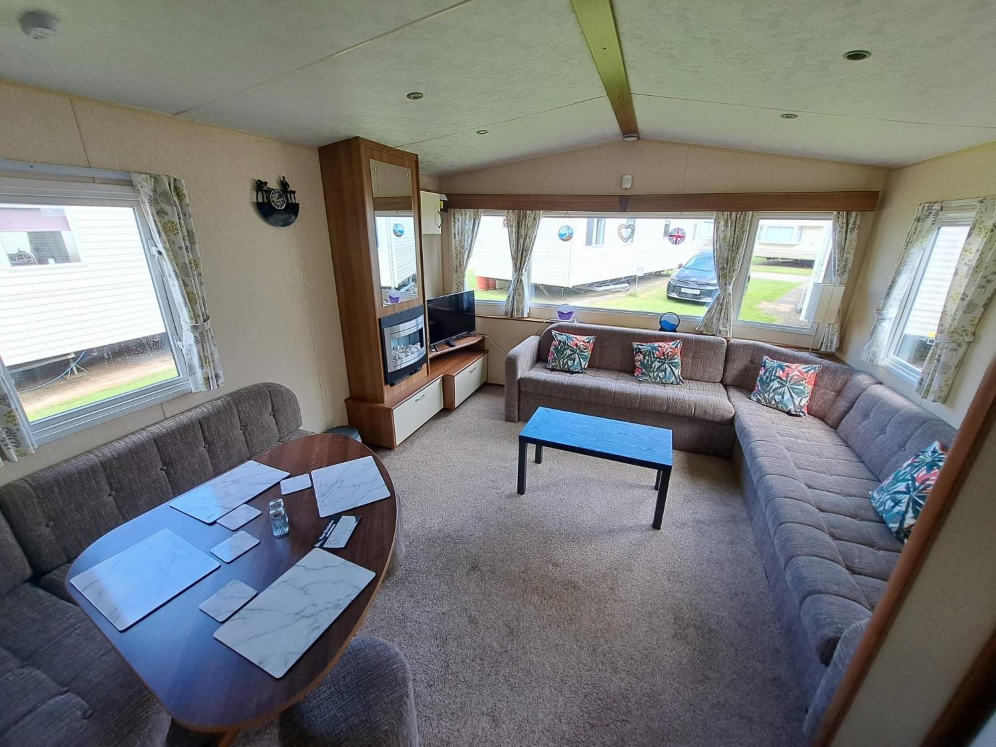 Caravan Waxholme 外观 照片