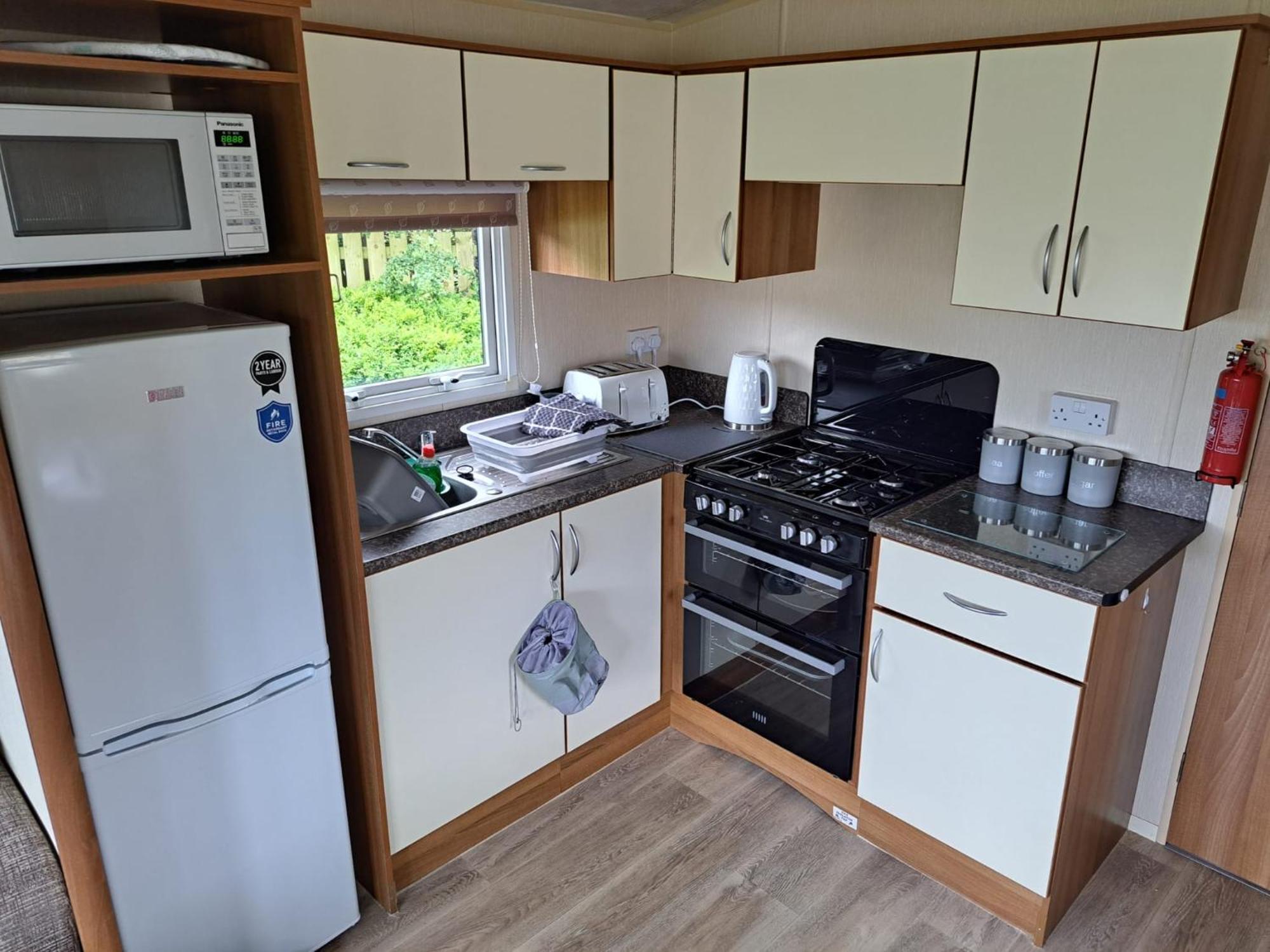 Caravan Waxholme 外观 照片